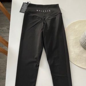 Balance athletica black cloud leggings NWT